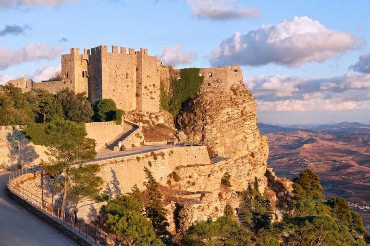 كاستيلاّماري ديل غو Casa Vacanze Mare Nostrum المظهر الخارجي الصورة